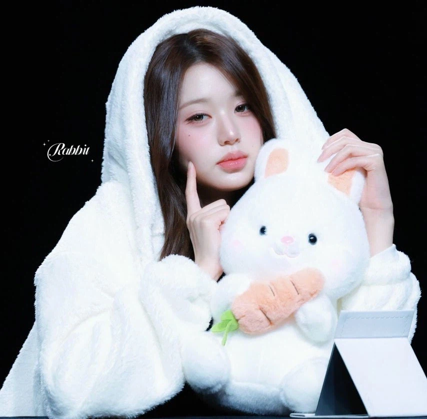 아이브 장원영_4.webp