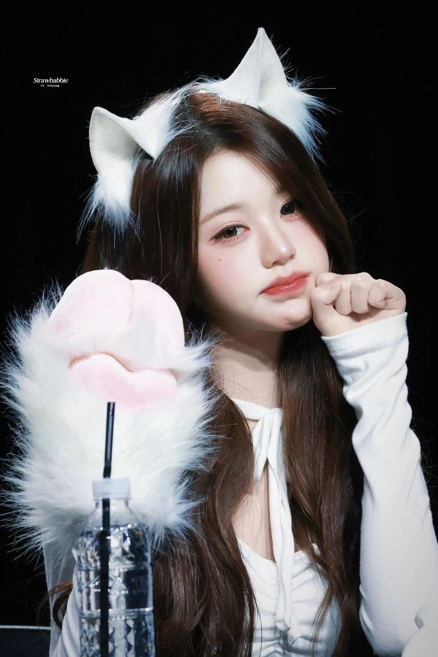 아이브 장원영_7.webp