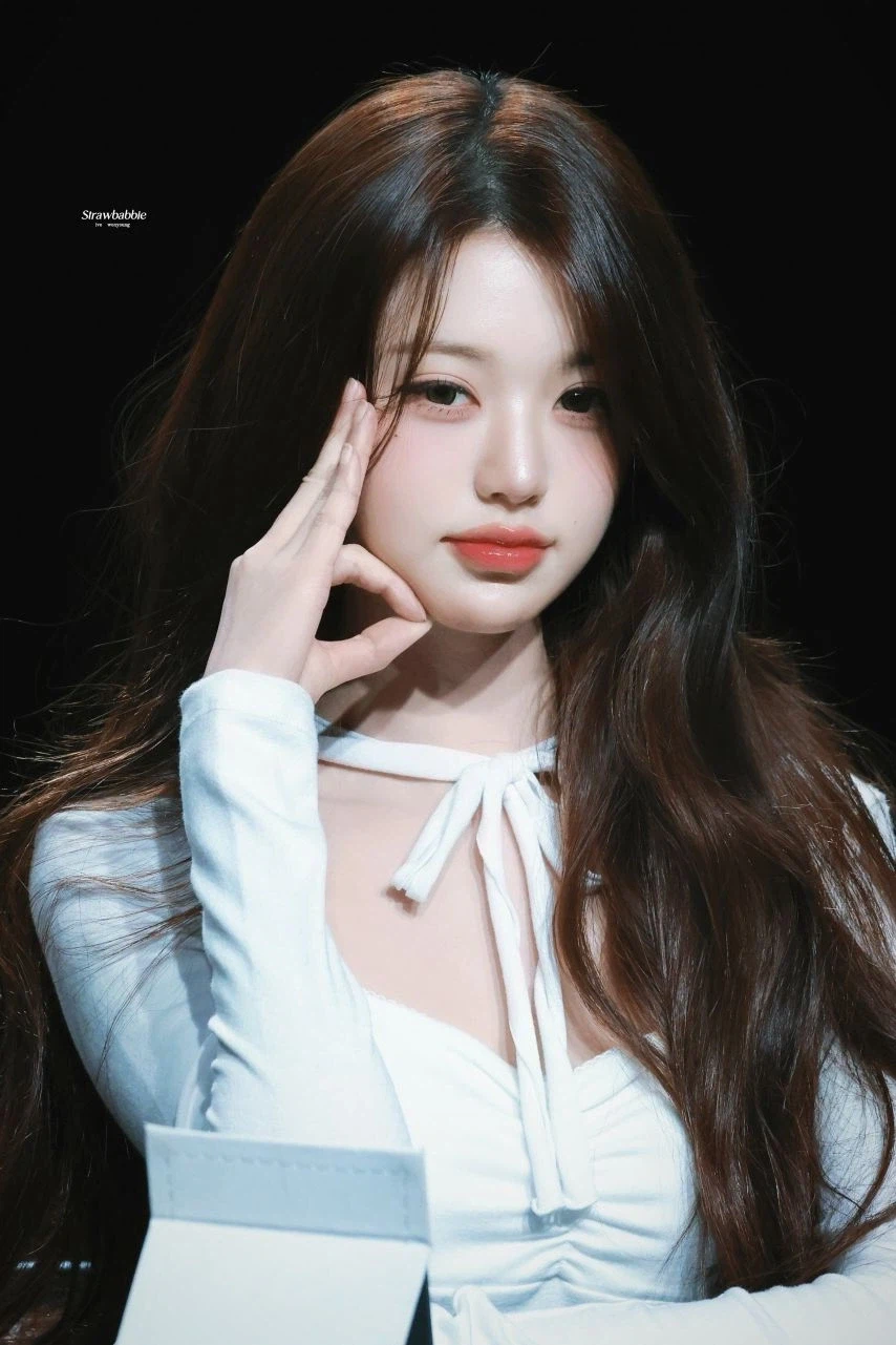 아이브 장원영_9.webp