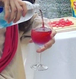 데이트앱에 프로필을 올린 예수님_2.webp