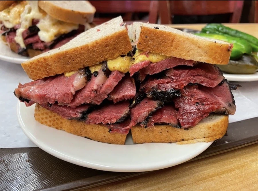 1888년에 개업한 뉴욕 씹상남자 전통 샌드위치 가게.jpg_7.webp