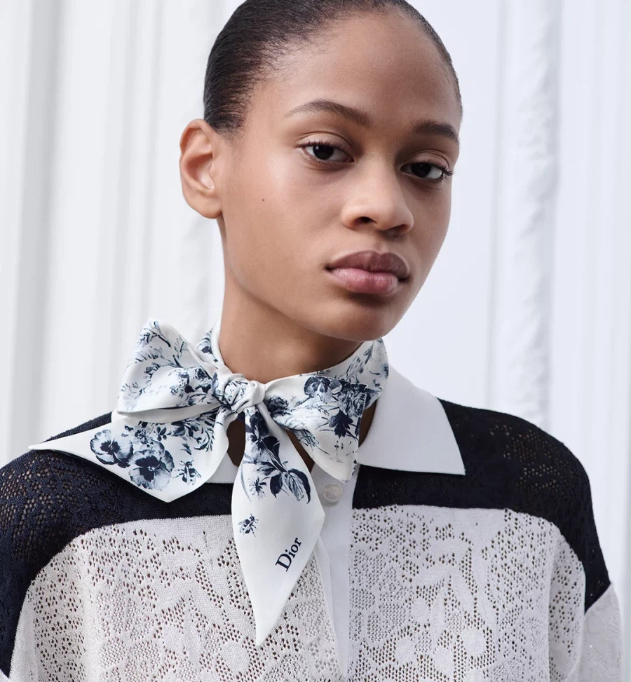 디올 신상 스카프_8.webp