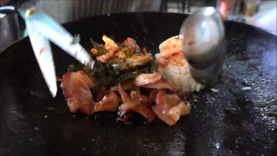 유튜브) 부대찌개 솥뚜껑 메뉴_22.webp