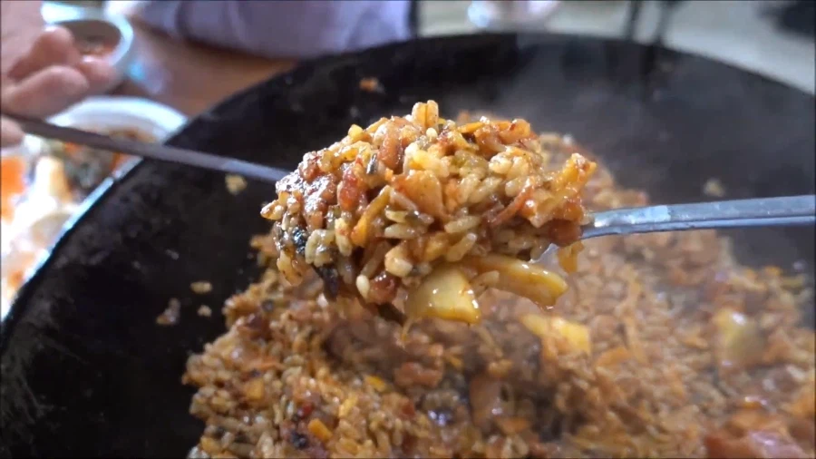 유튜브) 부대찌개 솥뚜껑 메뉴_25.webp