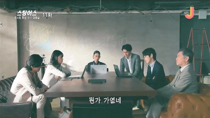 ???: 해외정떡은 금지사항도 아닌데 왜 지뢀임_2.webp