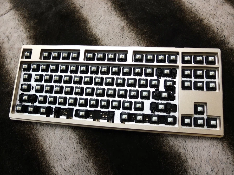 기계식 키보드에 500만 원 쓰고 깨달은 것_1.webp