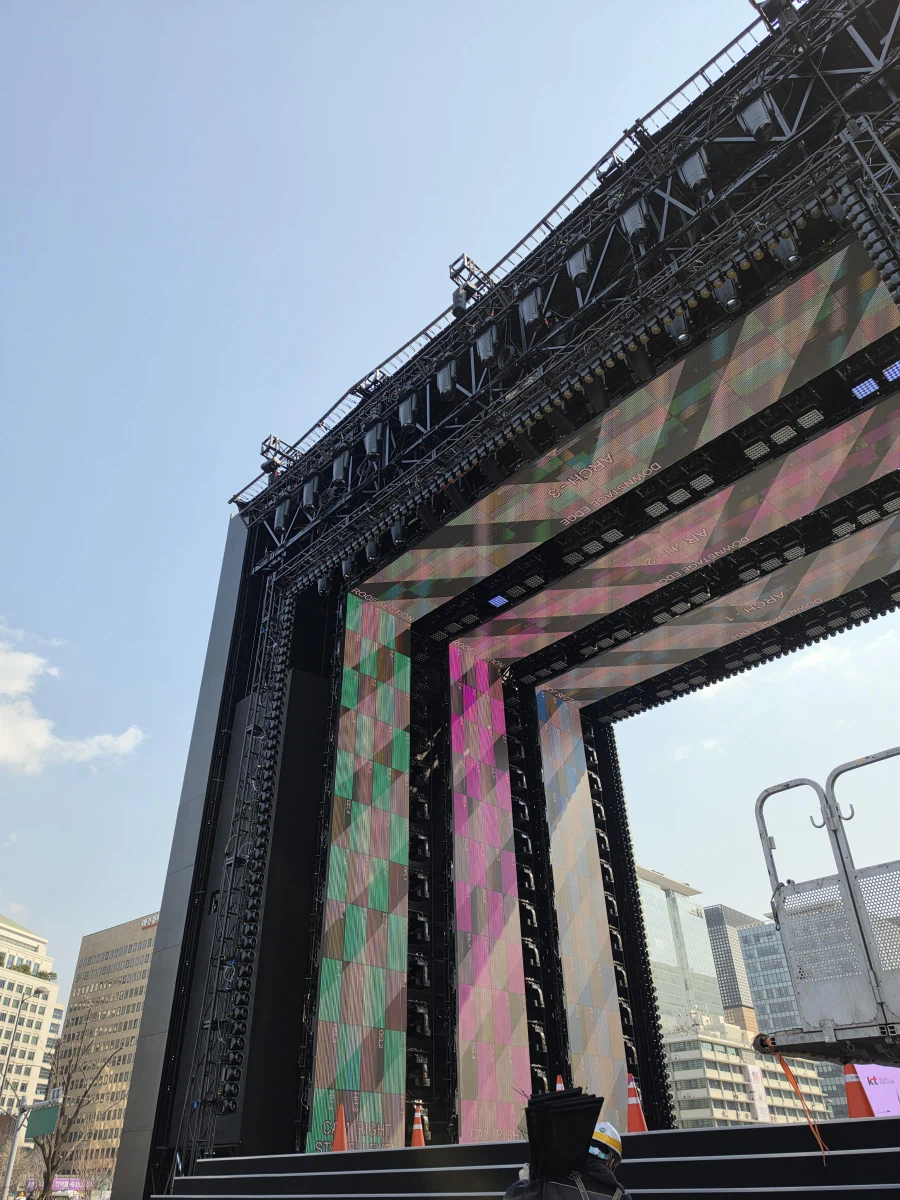 이 시각 BTS 무대.joe_7.webp