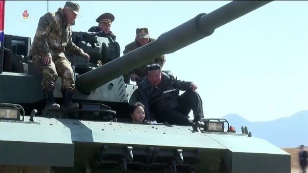 걸즈앤판처 실사판_1.webp