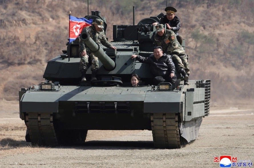 정은이 진짜 건강 이상있나봐._1.webp