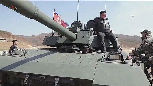 암 온어 보트가 하고 싶었던 이북돼지_2.webp