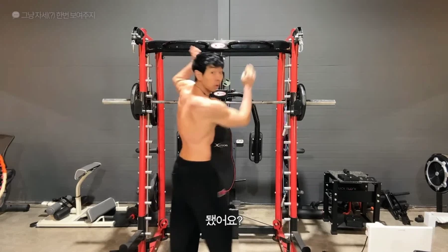 유튜브) 풀업 자극이 안온다는 시청자 피드백해주는 헬스 유튜버_52.webp