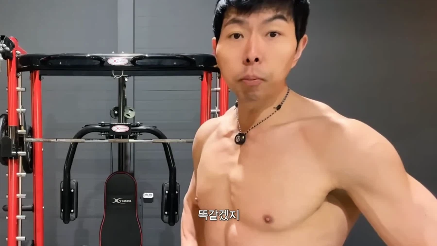 유튜브) 풀업 자극이 안온다는 시청자 피드백해주는 헬스 유튜버_54.webp