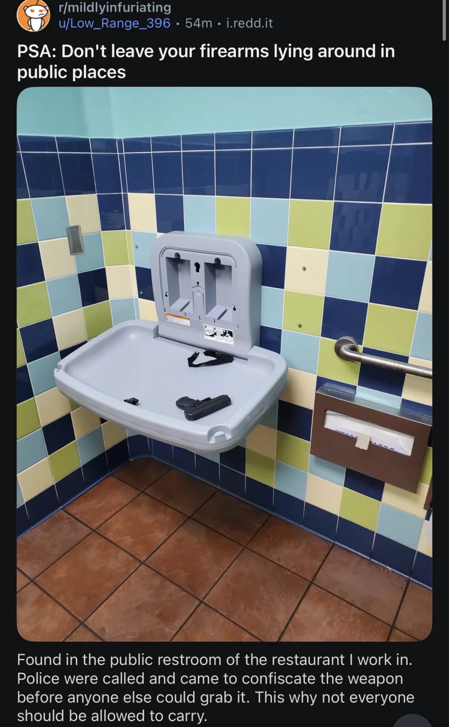 미국 공공화장실에서 종종 볼 수 있는 분실물_1.webp