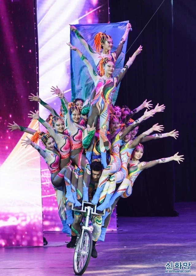 지금 붉은사막 즐기는 사람 특_2.webp