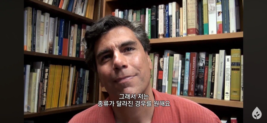 ???: 종류가 달라진 걸 못봤으니 진화론을 못믿겠다_9.webp