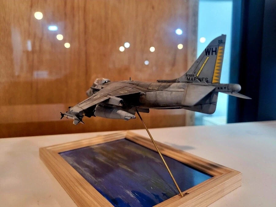 와이프 : 프라모델 만드는건 좋은데 하나에 2만원은 넘기지 마라_2.webp