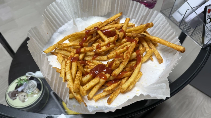 야식으로 야채나 먹어야겠다_1.webp