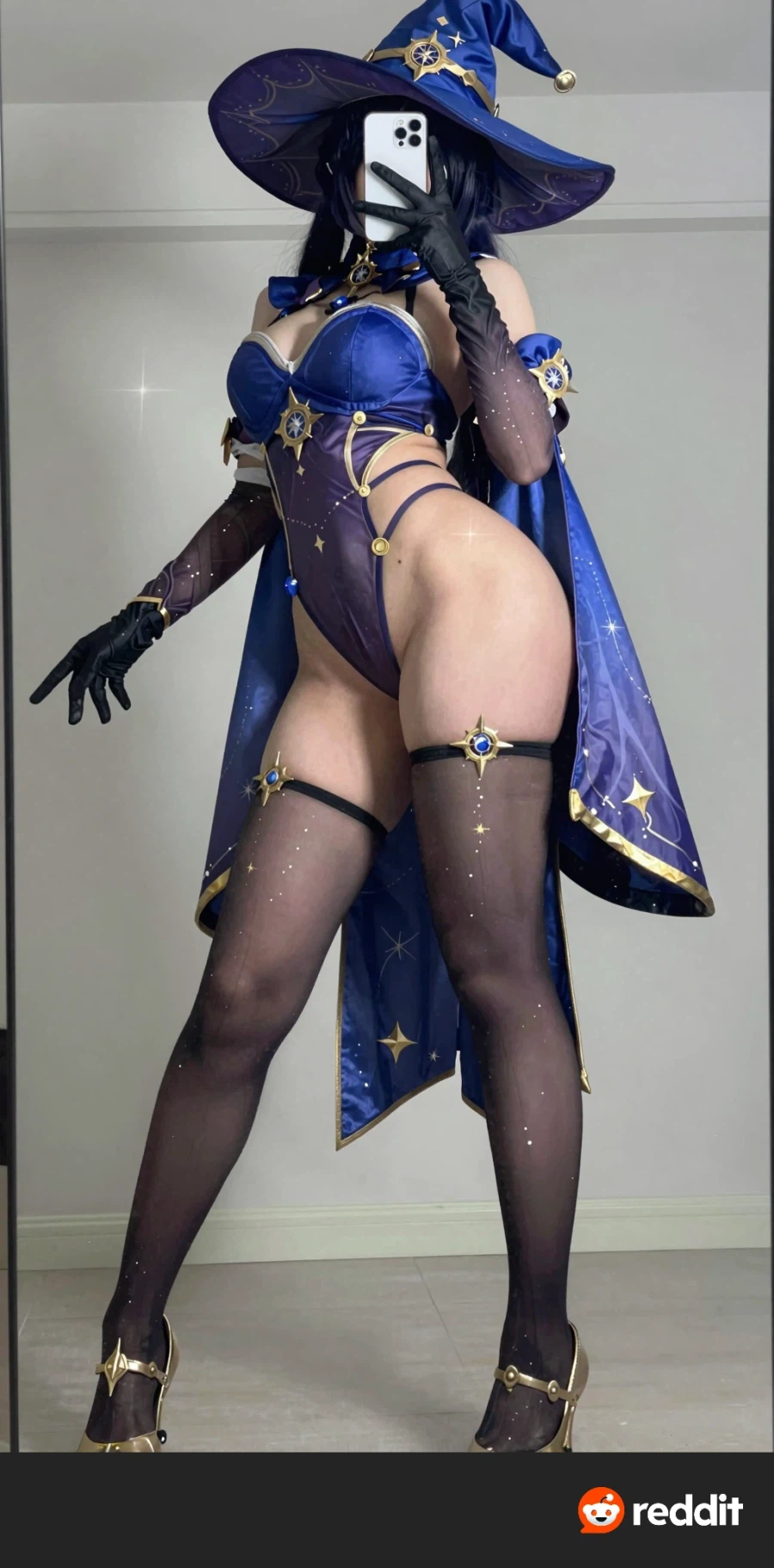 아찔한 원신 코스어_3.webp