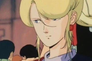 하만 칸의 찌찌 빠는 이유_2.webp