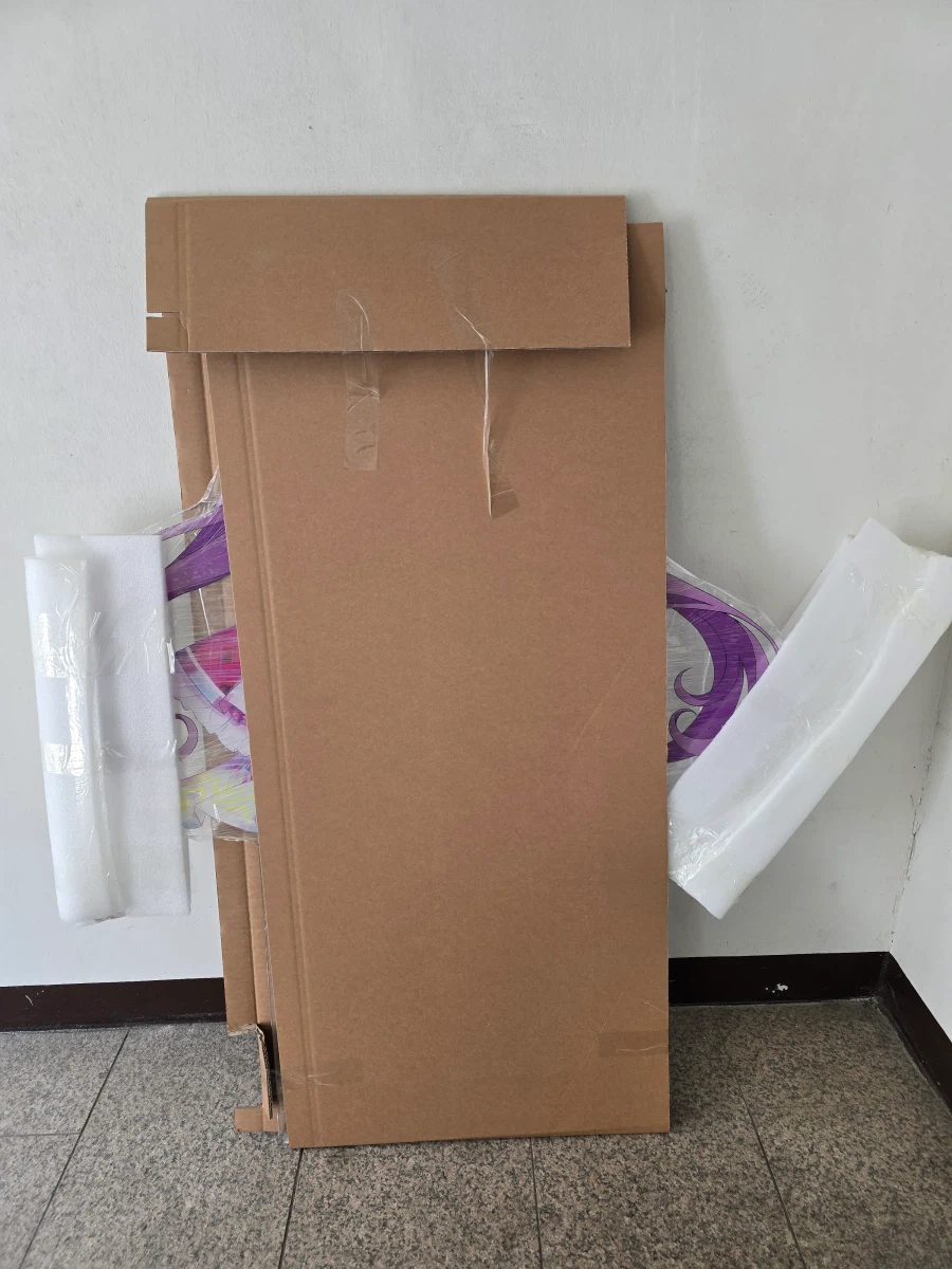 150만원짜리 아크릴_1.webp