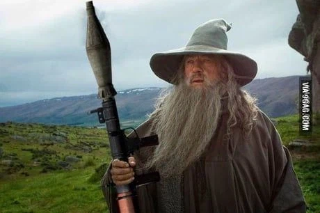 갠적으로 중세풍 판타지에 있어도 된다 싶은 것들_1.webp