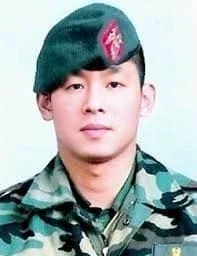 의외로 지금하고 이미지 완전히 다른 사람_1.webp