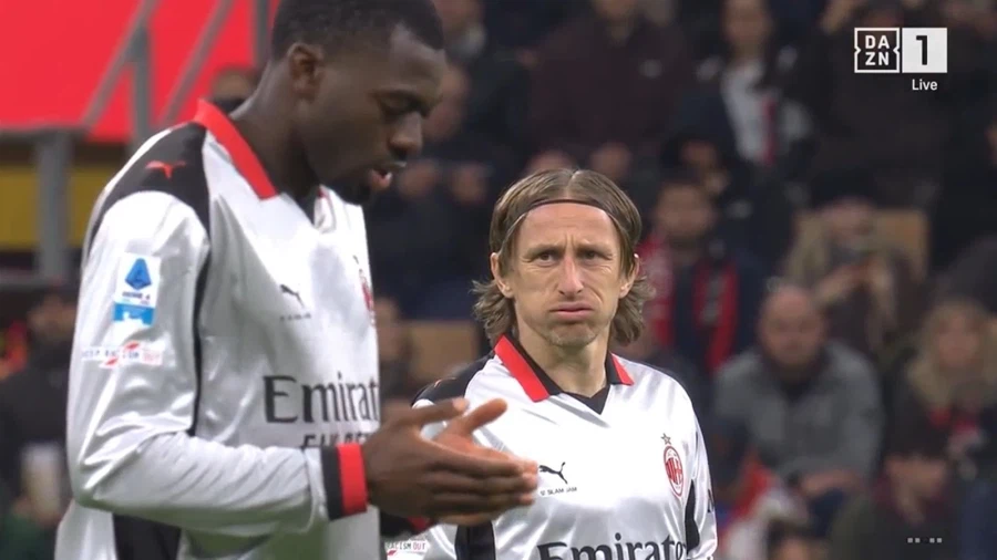 말년에 고생하는 모드리치옹_1.webp