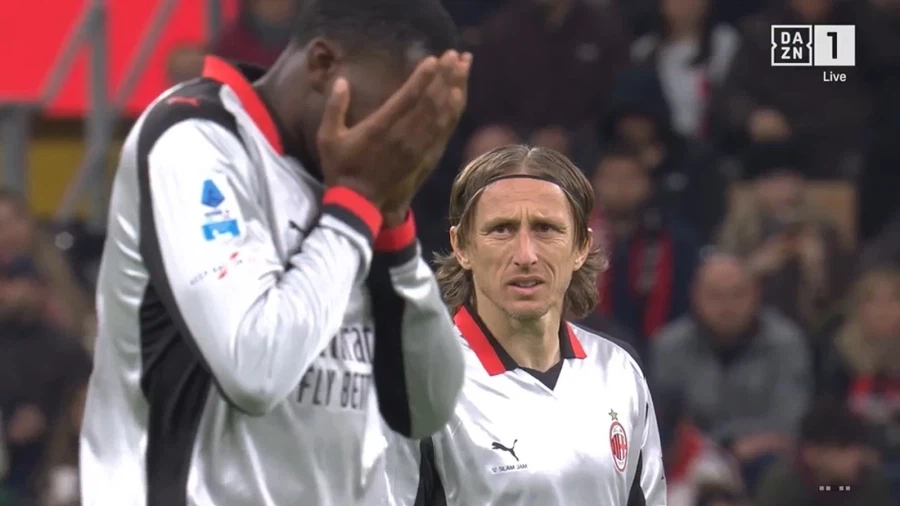 말년에 고생하는 모드리치옹_2.webp