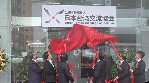 사실 우리나라는 대만 잘 대해주는 편임_1.webp