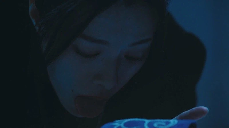 어린 여자아이의 몸을 핥으려던 변태의 최후_3.webp