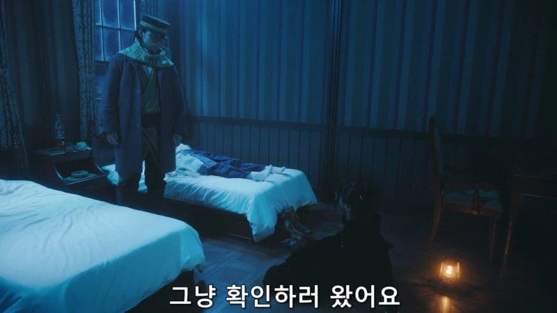 어린 여자아이의 몸을 핥으려던 변태의 최후_12.webp