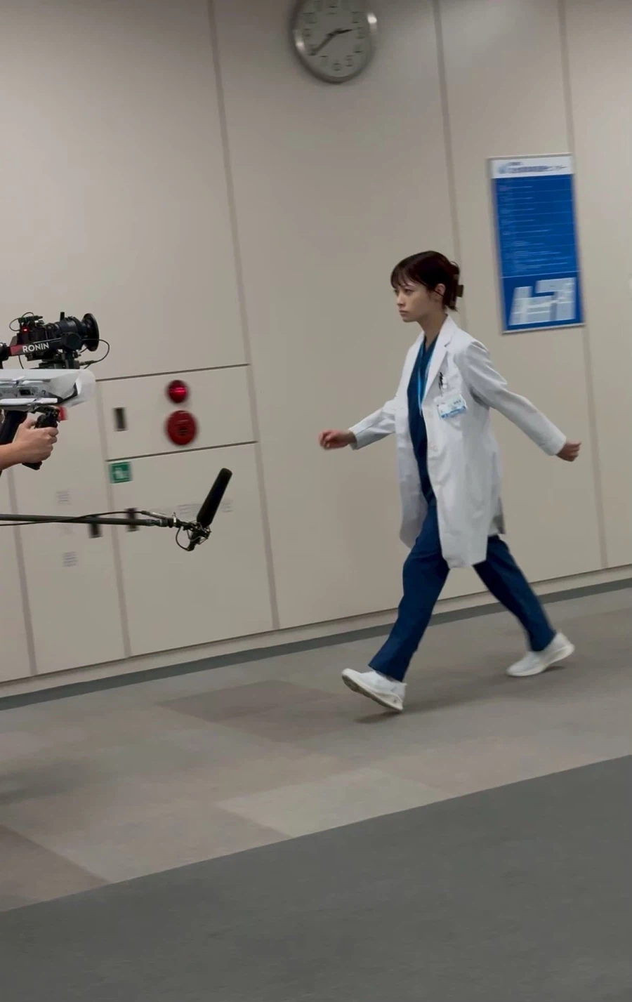 작긴 작구나 하시모토 간나_1.webp