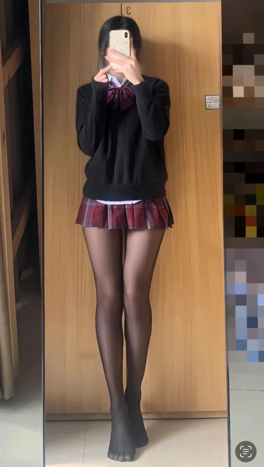 호불호 갈린다는 맨다리 vs 검스 jpg_2.webp