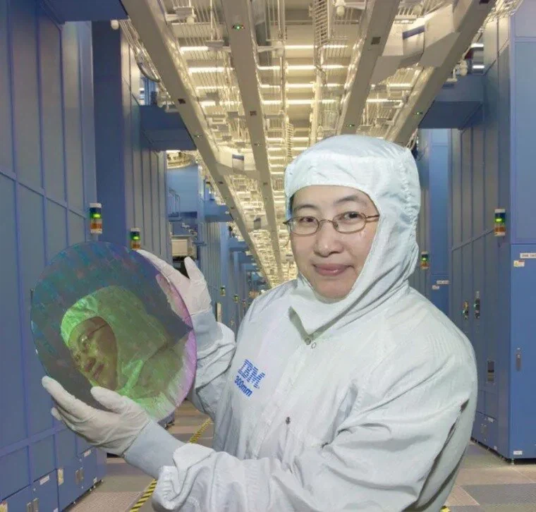 리사수 누님 IBM시절.jpg_1.webp