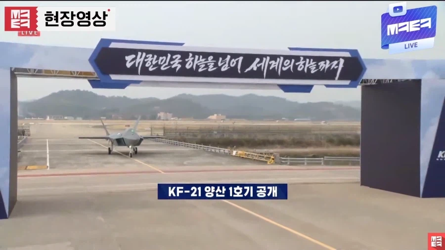 씹덕 메카물에서 주인공 기체로 자주 등장하는 설정_4.webp