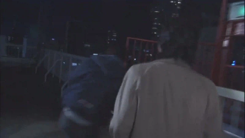 사랑하는 여자를 위해 회사이미지를 ㅆㅊ내버린 남자_27.webp