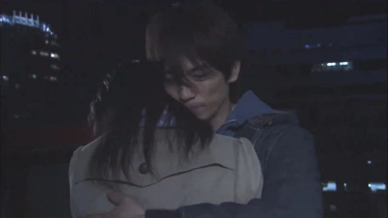 사랑하는 여자를 위해 회사이미지를 ㅆㅊ내버린 남자_36.webp