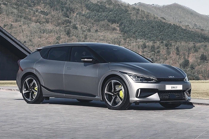 차에 정이 안붙네_2.webp