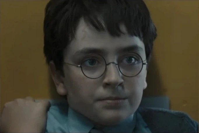 해리포터: 아무래도 누군가 마법사의 돌을 훔치려는 것 같아_4.webp