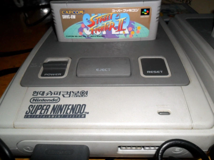 지금 생각하면 가격이 정신 나갔던 게임기_1.webp