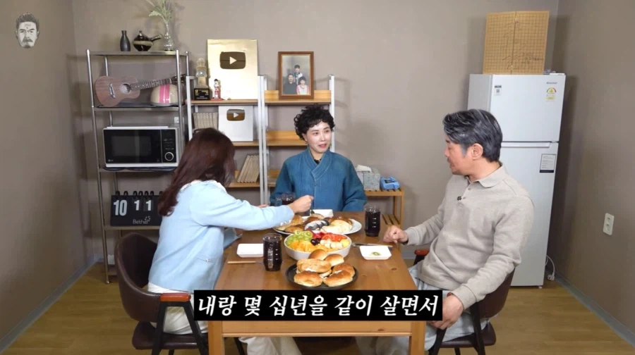 불륜은 아닌데 불륜인 상황.jpg_29.webp