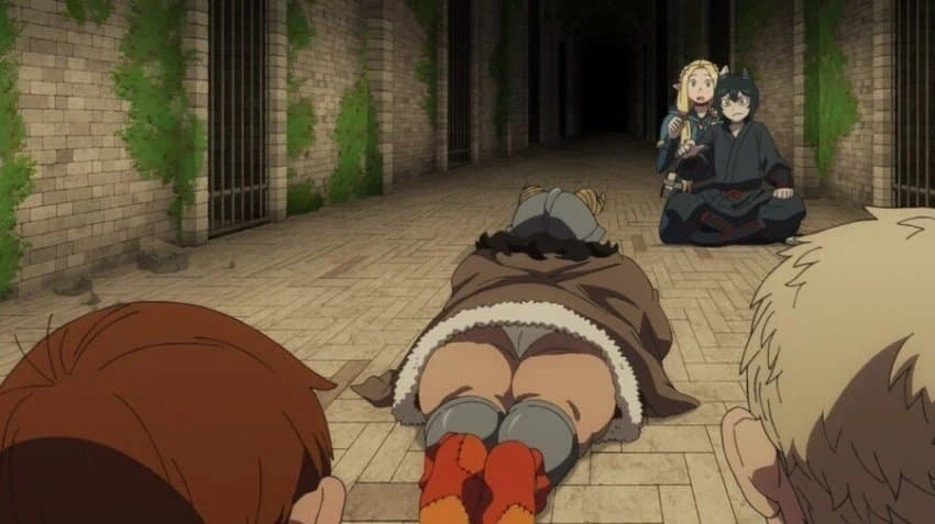 던전밥) 약후 팬티, 가슴 노출_2.webp