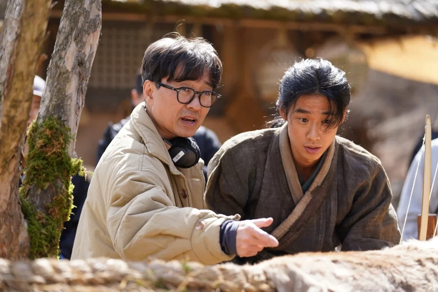 정우성 닮은 천만영화 감독.jpg_6.webp