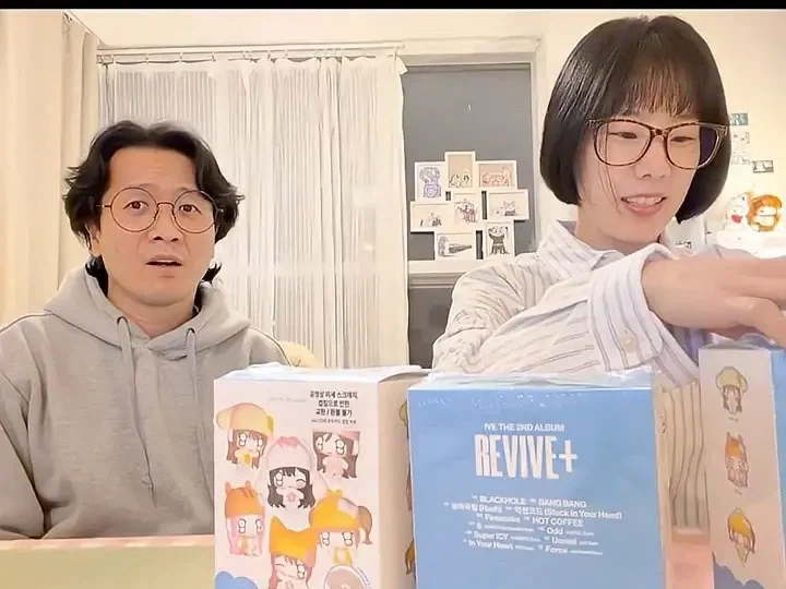 오타쿠용 랜덤박스를 만들때 무게까지 똑같이 하는 이유_8.webp