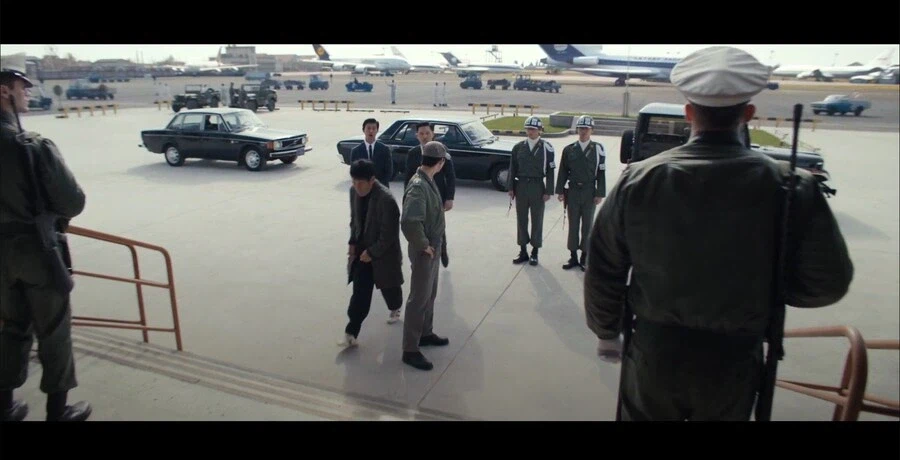 보안이 철저한 미군 시설 뚫는 방법.jpg_9.webp