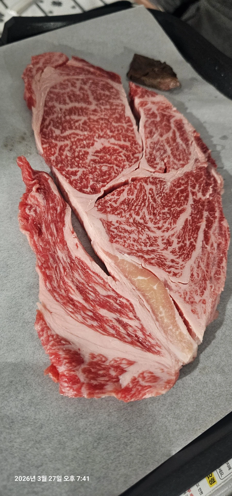 논산딸기축제에서 파는 소고기_2.webp