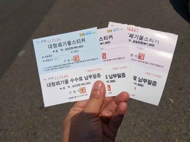 이걸 왜 훔쳐 싶은데 진짜 훔치는 사람 의외로 많은 것..._1.webp