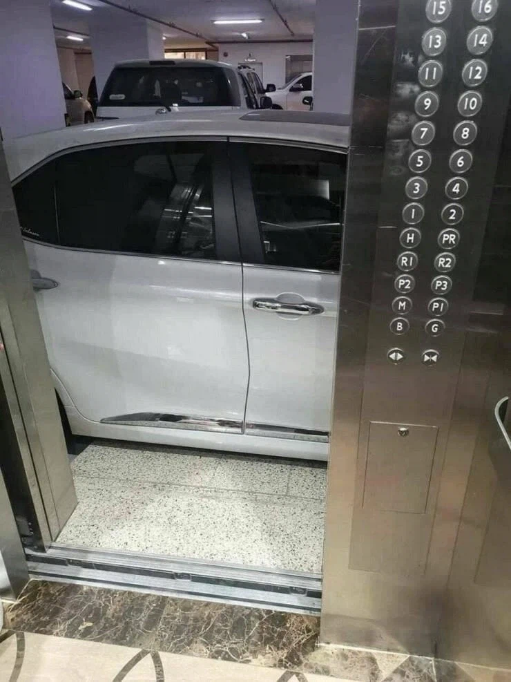 넌 모찌 나간다.jpg_1.webp