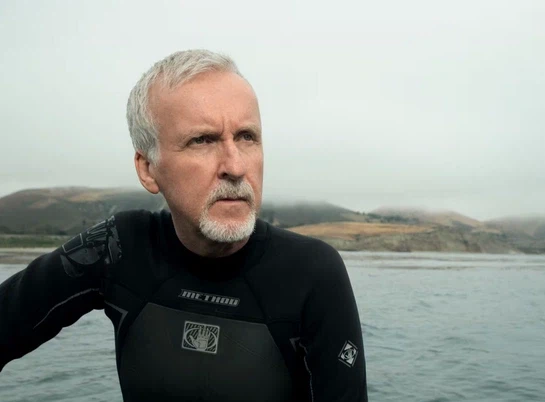 영화) ??? : 제임스 카메론은 뭔가 행복하지 않았지?_1.webp