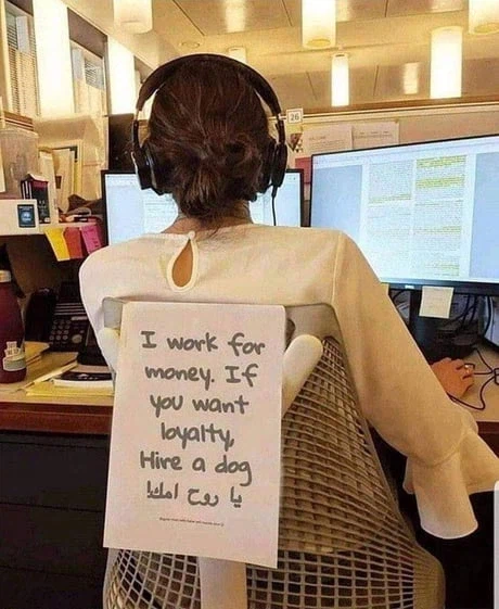 난 돈때문에 일한다.jpg_1.webp